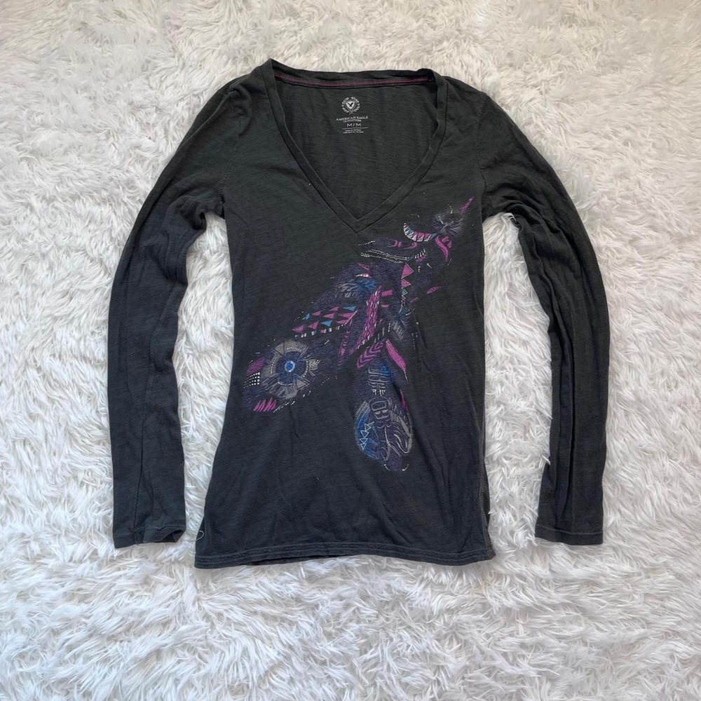 y2k american eagle gray & purple graphic long sleeve v neck top medium